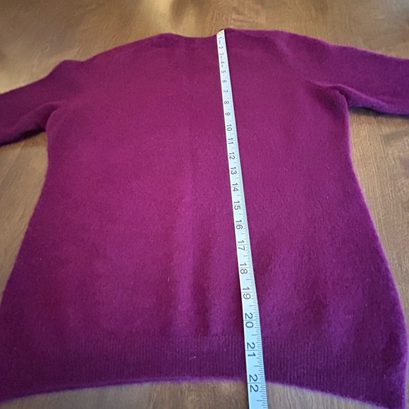 Burgundy cashmere V-neck sweater xl - Picture 9 of 10